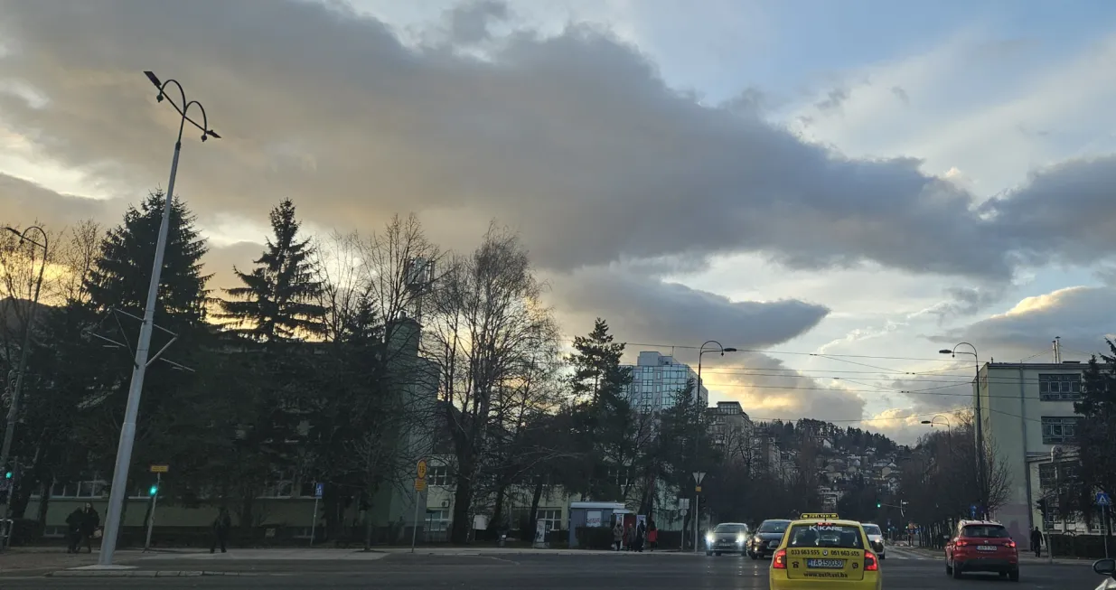 sarajevo vrijeme oblačno zima promjena vremena razvedravanje/Lejla Sofradžija