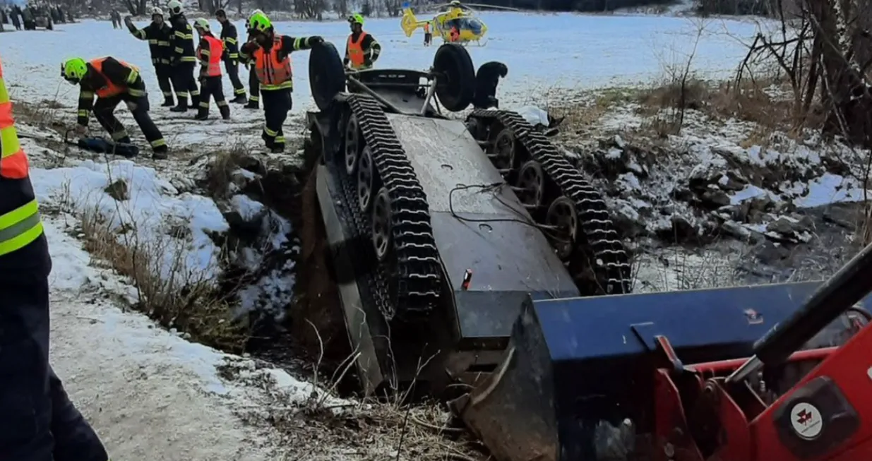 Incident, prevrnuo se tenk, granica, Češka i Austrija/X.com