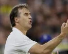 epa10225705 Sevilla's head coach Julen Lopetegui during the UEFA Champions League match between Sevilla and Borusia Dortmund held at Sanchez Pijuan Stadium in Sevilla, Spain, 05 October 2022. EPA/JOSE MANUEL VIDAL