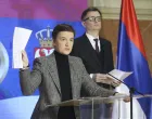 Predsjednica Narodne skupštine Srbije Ana Brnabić podnijela je u srijedu 100 potpisa poslanika vladajuće većine za održavanje savjetodavnog referenduma o povjerenju predsjedniku Aleksandru Vučiću te održala pres-konferenciju u Beogradu/Filip Stevanović