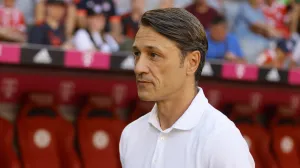 epa10120667 Wolfsburg's head coach Niko Kovac reacts before the German Bundesliga soccer match between FC Bayern Munich and VfL Wolfsburg in Munich, Germany, 14 August 2022. EPA/RONALD WITTEK CONDITIONS - ATTENTION: The DFL regulations prohibit any use of photographs as image sequences and/or quasi-video.