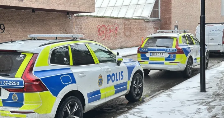 Velika policijska operacija nakon pucnjave u školi Campus Risbergska u Orebru, gradu koji se nalazi 200 kilometara zapadno od Stockholma//