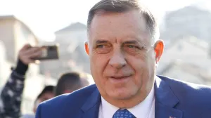 Milorad Dodik stigao na ročište, Sud BiH, Dodikove pristalice/Damir Deljo