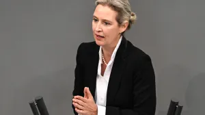 epa10322156 Alternative for Germany (AfD) right-wing political party deputy chairwoman Alice Weidel speaks during a session of the German parliament in Berlin, Germany, 23 November 2022. The federal budget for the coming year is in place - and with it the return to the debt brake, which has been suspended for years. This was the outcome of the final deliberations of the Budget Committee. The federal budget for 2023 now provides for spending of around 476.3 billion euros. EPA/FILIP SINGER/Filip Singer