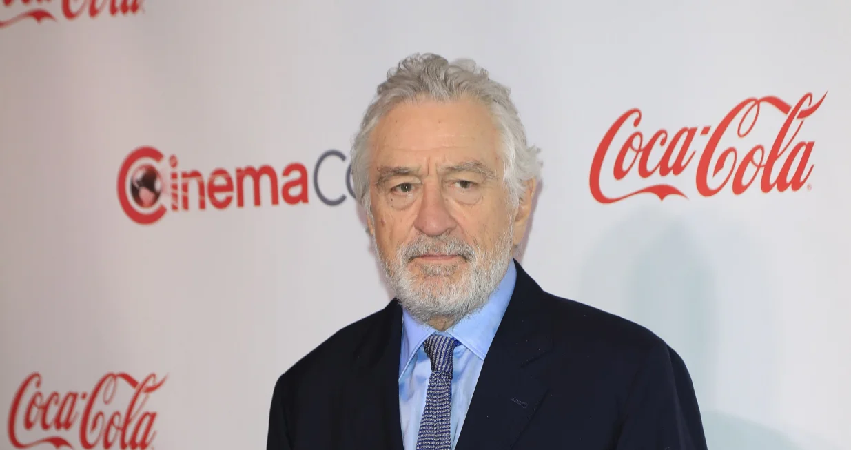 epa09915809 American actor Robert De Niro poses for photographers at the CinemaCon Big Screen Achievement Awards during CinemaCon 2022 held within the Omnia Nightclub at Caesars Palace in Las Vegas, Nevada, USA, 28 April 2022. CinemaCon 2022 is the official convention of the National Association of Theatre Owners (NATO) and runs from 25 to 28 April 2022. Robert De Niro was honored with the CinemaCon Cinema Verite Award. EPA/NINA PROMMER/Nina Prommer