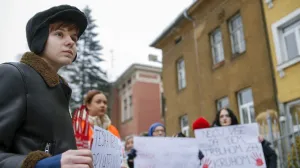 Mirno okupljanje studenata studenata ispred Ambasade Srbije u Sarajevu/Damir Deljo