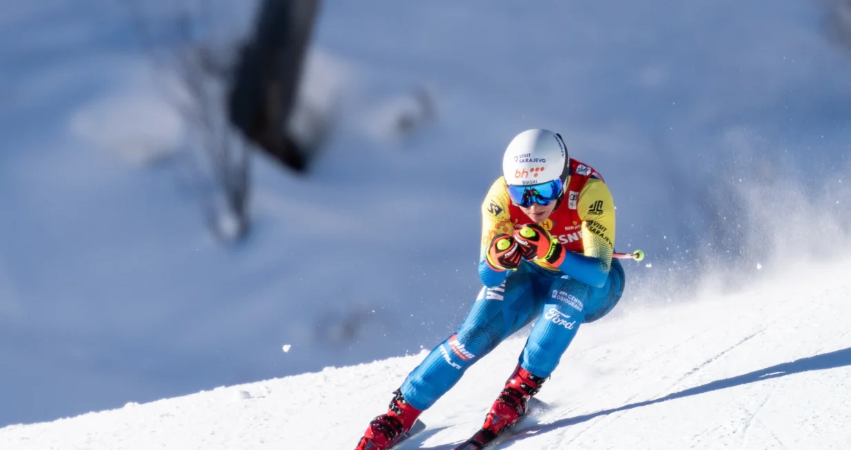 11.01.2025, Karl Schranz Rennstrecke, St. Anton, AUT, FIS Weltcup Ski Alpin, Abfahrt, Damen, im Bild Elvedina Muzaferija (BIH) // Elvedina Muzaferija of Bosnia and Herzegovina in action during the women Downhill Race of FIS ski alpine world cup at the Karl Schranz Rennstrecke in St. Anton, Austria on 2025/01/11. EXPA Pictures ? 2025, PhotoCredit: EXPA/ Johann Groder Photo: EXPA/ Johann Groder/EXPA