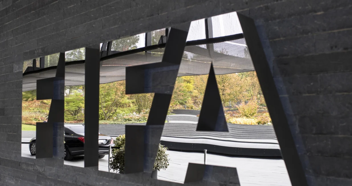 epa08334979 (FILE) - The FIFA logo on display prior to the FIFA Council meeting at the Home of FIFA in Zurich, Switzerland, 14 October 2016 (re-issued on 31 March 2020). The world governing body FIFA will set up a fund to assist competitions and players which have run into financial trouble because of the ongoing coronavirus COVID-19 pandemic, media reports stated on 31 March 2020. EPA/ENNIO LEANZA *** Local Caption *** 53067573