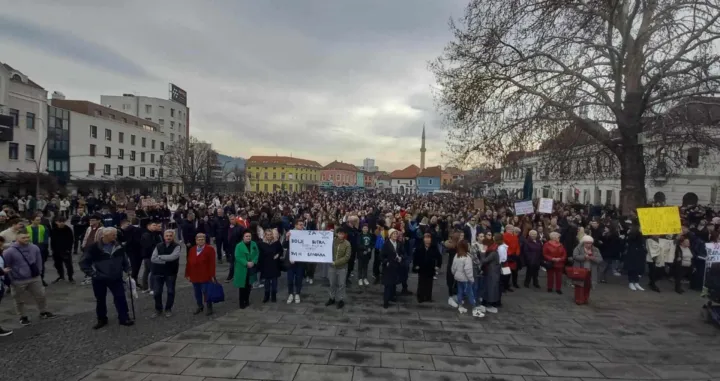 Veliki protest u Tuzli/Oslobođenje Portal/Oslobođenje Portal