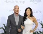 epa10123977 Jeff Bezos (L) and Lauren Sanchez pose at the Los Angeles premiere of the Amazon Prime Video 'The Lord of The Rings: The Rings of Power' at The Culver Studios in Culver City, Los Angeles County, California, USA, 15 August 2022 (issued 16 August 2022). The series will be released via the internet worldwide on 02 September 2022. EPA/NINA PROMMER/Nina Prommer