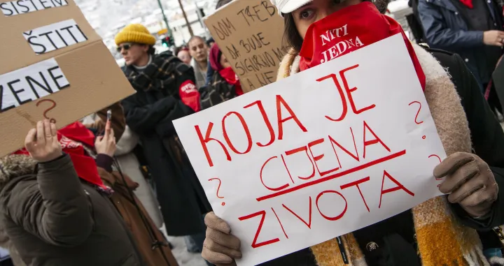 Protest za Almu Kadić/Damir Deljo