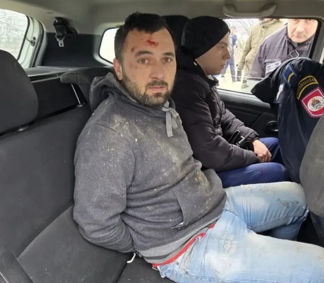 emir selimović nakon ohapšenja u policijskom vozilu ATV/Atv