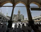  Stotine hiljada vjernika, koji su došli iz različitih dijelova svijeta u Saudijsku Arabiju kako bi obavili haddž, klanjalo je džuma-namaz/Anadolija/Ashraf Amra