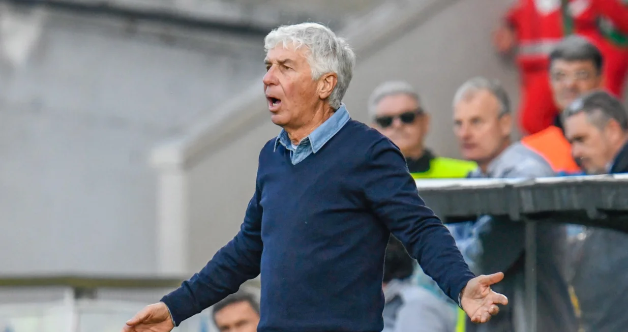 epa10389065 Atalanta's Head Coach Gian Piero Gasperini reacts during the Italian soccer Serie A match between Spezia Calcio and Atalanta BC at the Alberto Picco stadium in La Spezia, Italy, 04 January 2023. EPA/FABIO FAGIOLINI