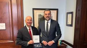 Pete Ricketts i Elmedin Konaković u Washingtonu//