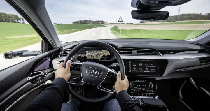 Audi TechTalk SteeringPoskupjeli novi automobili Obavezna oprema podiže cijenu asfasfasf/Sagmeister_potography