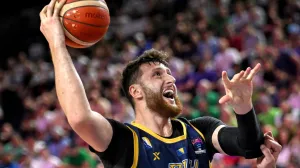 epa10167047 Jusuf Nurkic of Bosnia and Herzegovina in action during the FIBA EuroBasket 2022 group B stage match between Lithuania and Bosnia and Herzegovina in Cologne, Germany, 07 September 2022. EPA/SASCHA STEINBACH