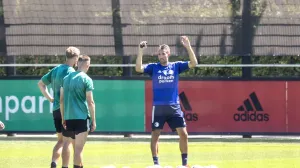 epa08590134 Robin van Persie (R) with Nicolai Jorgensen and Robert Bozenik at the Feyenoord's training complex in Rotterdam, the Netherlands, 07 August 2020. Van Persie, former player of the club, will join the Feyenoord technical staff for the 2020-2021 season and will train the strikers. EPA/PIETER STAM DE JONGE