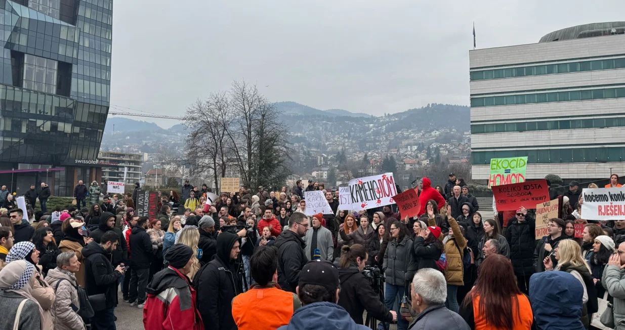 Protest u sarajevu u organizaciji neformalne grupe studenata Hićel ta promjena/Damir Deljo