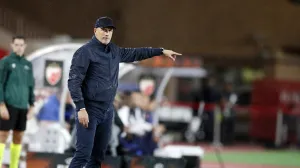 epa10284303 AS Monaco's Belgian head coach Philippe Clement gestures during the UEFA Europa League Group H soccer match between AS Monaco and Red Star Belgrade, at Stade Louis II, in Monaco, 03 November 2022. EPA/SEBASTIEN NOGIER