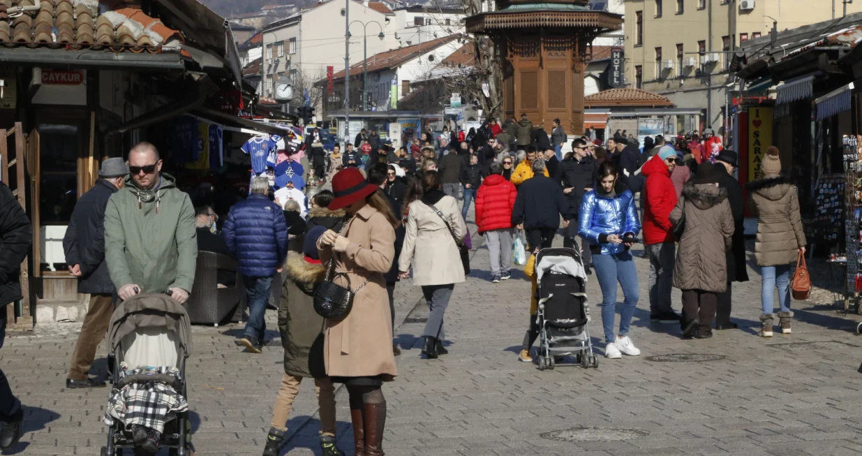 Grad Sarajevo-Lijepo Vrijeme/Amer Kajmović 