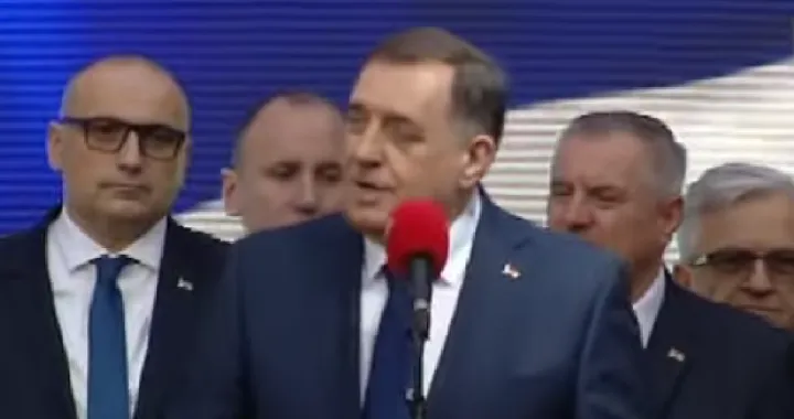 Milorad Dodik, predsjednik Republike Srpske, obraćanje na mitingu u Banjoj Luci/Prtsc