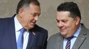 Milorad Dodik i Nenad Stevandić/Senad Gubelić