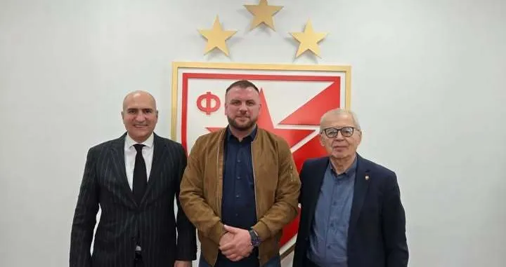 Janjić posjetio Zvezdu (FOTO: FK Radnik)