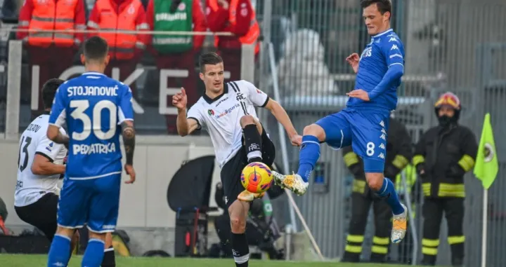 Liam Henderson (FOTO: EPA)