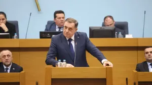 Milorad Dodik, obraćanje na sjednici NSRS-a/Srna