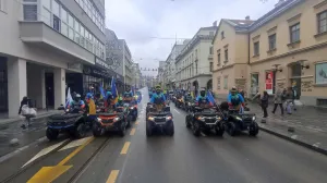 Sarajevom prošao dosad najveći defile ATV i UTV vozila povodom Dana nezavisnosti BiH/Senad Gubelić