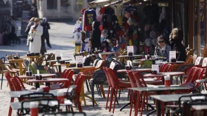 sunčano jutro sunce i ledenice/Senad Gubelić