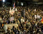 Studenti, građani i zaposleni u RTS-u protestovali ispred zgrade RTS-a, studentski protest, Srbija, "Tišina odjekuje"/Anadolija