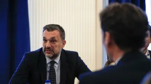 Ministar vanjskih poslova BiH Elmedin Konaković sastao se 23. oktobra 2024. godine sa delegacijom NATO-a, koju je predvodio zamjenik pomoćnika generalnog sekretara za politička pitanja i sigurnosnu politiku Javier Colomina/Damir Deljo