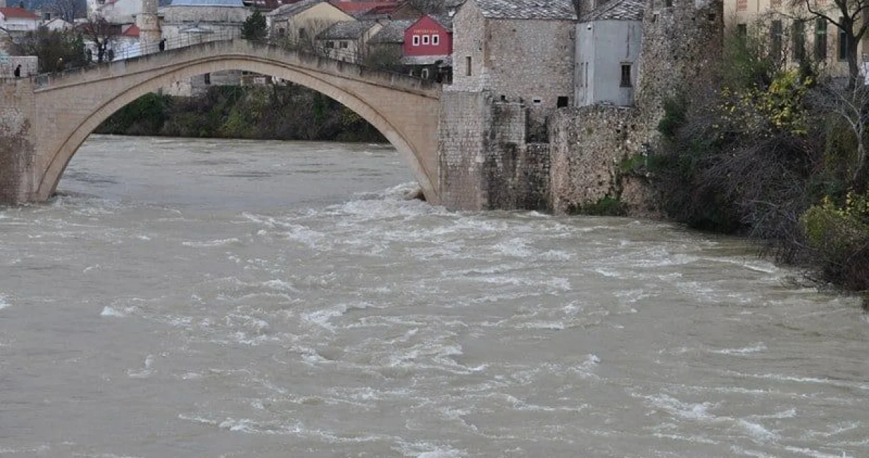 Očekuju se poplave i bujice/Bh Meteo 