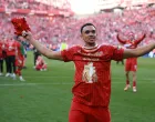 Soccer Football - Premier League - Liverpool v Tottenham Hotspur - Anfield, Liverpool, Britain - April 27, 2025 Liverpool's Trent Alexander-Arnold celebrates after winning the Premier League REUTERS/Phil Noble EDITORIAL USE ONLY. NO USE WITH UNAUTHORIZED AUDIO, VIDEO, DATA, FIXTURE LISTS, CLUB/LEAGUE LOGOS OR 'LIVE' SERVICES. ONLINE IN-MATCH USE LIMITED TO 120 IMAGES, NO VIDEO EMULATION. NO USE IN BETTING, GAMES OR SINGLE CLUB/LEAGUE/PLAYER PUBLICATIONS. PLEASE CONTACT YOUR ACCOUNT REPRESENTATIVE FOR FURTHER DETAILS..