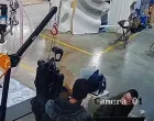 Robot u Kini napada radnika/