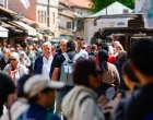 Dobro vrijeme šetnja galerija kraj aprila/Damir Deljo