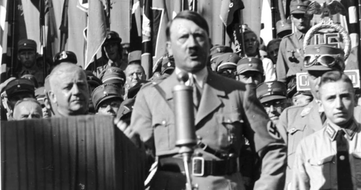 Adolf Hitler/