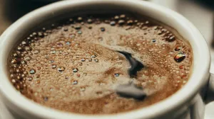 Kombinacija kafe i bibera podstiče proizvodnju "hormona sreće"/Pexels