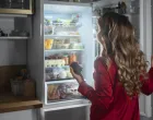 Ovi ukrasi izazivaju sukob elemenata između drveta i metala/Freepik