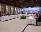 Istanbul, Turska - 16. maj 2025:Turski ministar vanjskih poslova Hakan Fidan predsjedavao je trilateralnim sastankom Turske, Rusije i Ukrajine u predsjedniДЌkom uredu Dolmabahce u Istanbulu u petak (Arda KГјГ§Гјkkaya - Anadolu Agency)/