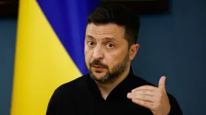 Ukraine's President Volodymyr Zelenskiy speaks during a press briefing following phone calls with U.S. President Donald Trump, amid Russia's attack on Ukraine, in Kyiv, Ukraine, May 19, 2025. REUTERS/Thomas Peter/Thomas Peter