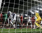 Soccer Football - Europa League - Final - Tottenham Hotspur v Manchester United - San Mames, Bilbao, Spain - May 21, 2025 Manchester United's Luke Shaw and Manchester United's Andre Onana in action with Tottenham Hotspur's Djed Spence and Tottenham Hotspur's Rodrigo Bentancur REUTERS/Andrew Couldridge