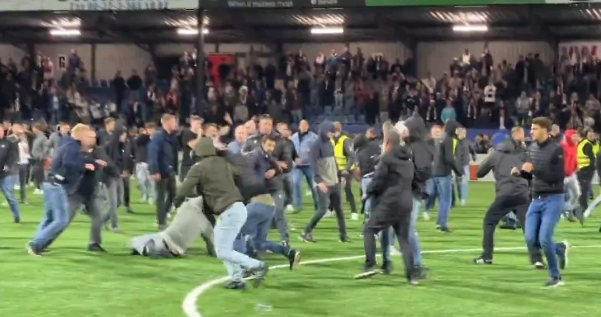 Telstar - Den Bosch tuča