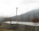 Grobnica u naselju Budak kod Potočara, odmah pored izgrađena crkva, na slici temelji crkve/Sadik Salimović