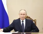 Moskva, Rusija - 15. maj 2025:Ruski predsjednik Vladimir Putin održao je sastanak s ruskom delegacijom uoči pregovora s Ukrajinom u Istanbulu, objavio je Kremlj u četvrtak ujutro (Kremlj/ Handout - Anadolu Agency)/
