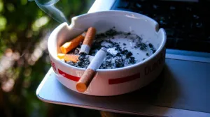 Miris cigareta nestaje u trenu/Pixabay