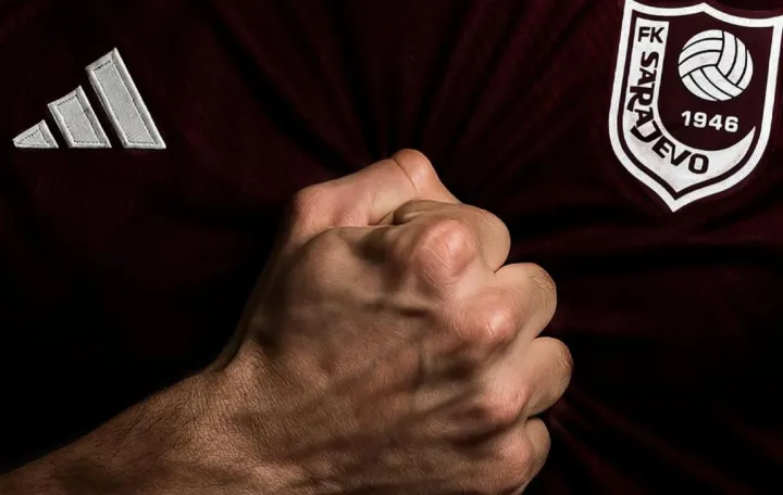 FK Sarajevo šaka dres 