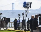 Novinarske ekipe ispred palate Ciragan u Istanbulu, čeka se druga runda pregovora između Rusije i Ukrajine/Anadolija
